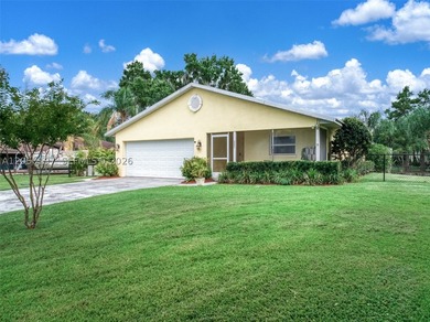 Rare Waterfront Opportunity Tastefully updated canal-front - photo 2