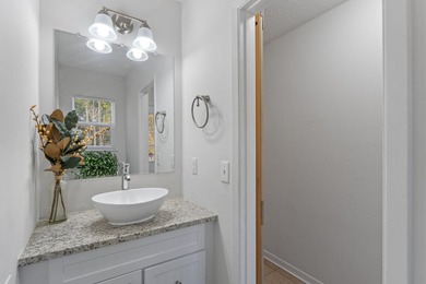 Well-maintained 3BR/2.5BA home in desirable Kelly Hill Estates! - photo 13