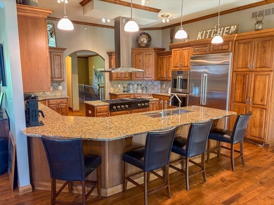 423+/- acre estate in Harrisburg, MO featuring a 27-acre stocked - photo 17