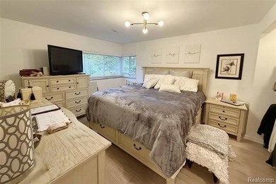 Welcome to 1475 Avondale, a spacious ranch home ideally located - photo 6