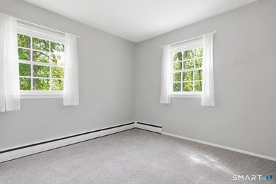 Significant Price Improvement! Motivated seller has repositioned - photo 30