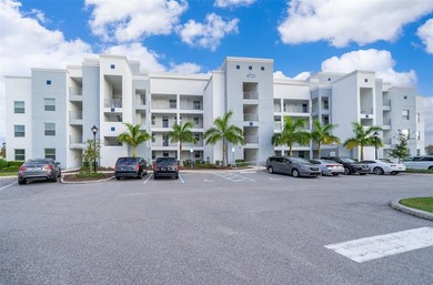 Storey Lake Area Condo For Sale in Kissimmee Florida