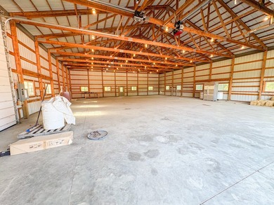 423+/- acre estate in Harrisburg, MO featuring a 27-acre stocked - photo 41