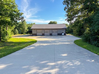 423+/- acre estate in Harrisburg, MO featuring a 27-acre stocked - photo 42