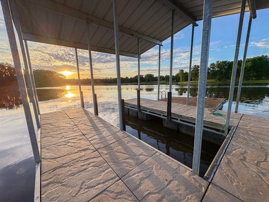 423+/- acre estate in Harrisburg, MO featuring a 27-acre stocked - photo 46