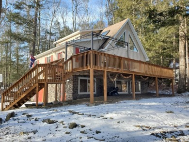 Lake Home For Sale in Lake Ariel, Pennsylvania