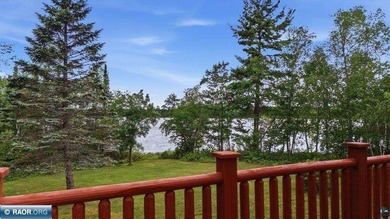 Rare opportunity to own a one of a kind lakefront retreat on a - photo 9