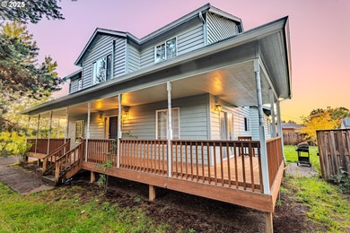 Willamette River - Clackamas County Home For Sale in Newberg Oregon