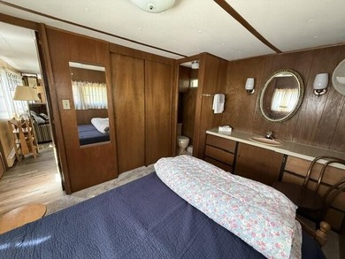 FOR SALE: Ultimate Wooded Lake Retreat Near Goose LakeEscape to - photo 12