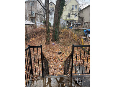 Live Rent-Free in This Beautiful TWO-Family Home! LAYOUT LIKE A - photo 16
