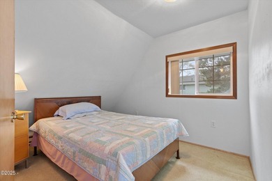 Discover coastal living in this charming 1950s cottage-style - photo 23