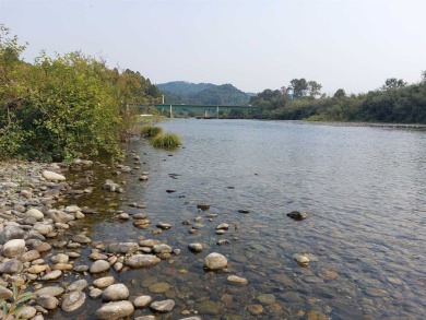 (private lake, pond, creek) Lot For Sale in Smith River California