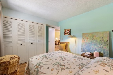 WELCOME TO CAREFREE FLORIDA LIVING IN THIS BEAUTIFULLY UPDATED - photo 11