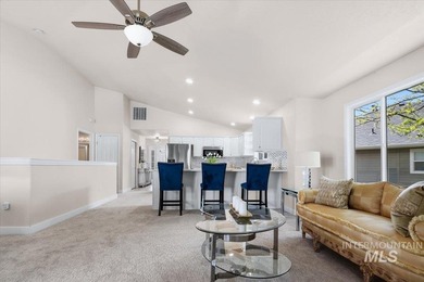 Rare better than new townhome minutes from downtown Eagle in a - photo 12