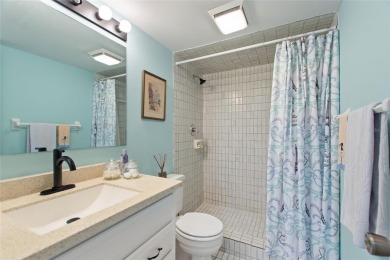 WELCOME TO CAREFREE FLORIDA LIVING IN THIS BEAUTIFULLY UPDATED - photo 12