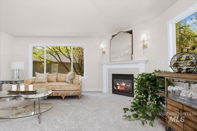 Rare better than new townhome minutes from downtown Eagle in a - photo 14