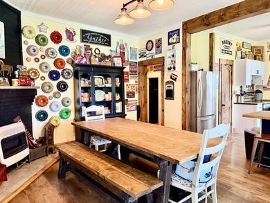 Beautiful older home that has been updated and ready to go! This - photo 18