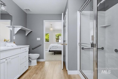 Rare better than new townhome minutes from downtown Eagle in a - photo 18
