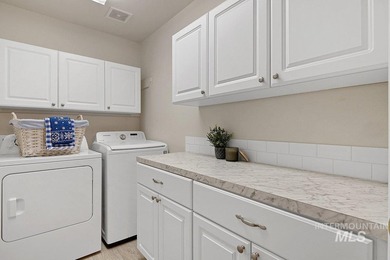 Rare better than new townhome minutes from downtown Eagle in a - photo 23