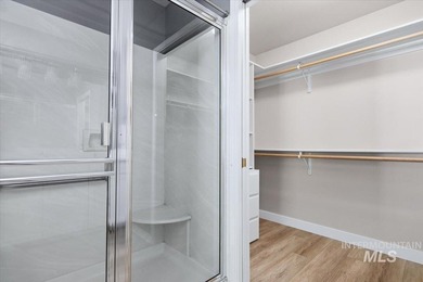 Rare better than new townhome minutes from downtown Eagle in a - photo 28