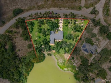 Stunning lakefront home sitting on over an acre in the exclusive - photo 32