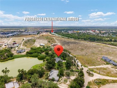 Stunning lakefront home sitting on over an acre in the exclusive - photo 33