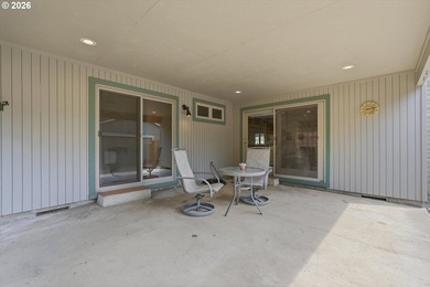 Beautifully maintained one-level home in Tualatin's sought-after - photo 33