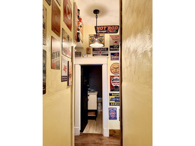 Beautiful older home that has been updated and ready to go! This - photo 39