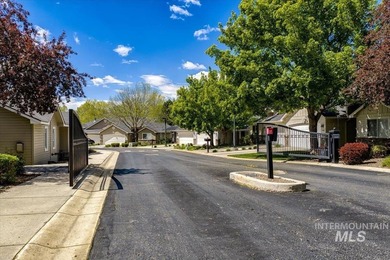 Rare better than new townhome minutes from downtown Eagle in a - photo 42