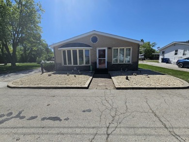 **BROKER OWNED** A SUMMER LIFE LIKE YOU HAVE ALWAYS DREAMED OF - photo 1