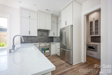 Opportunity to own new construction in Brawley Downs, an - photo 9