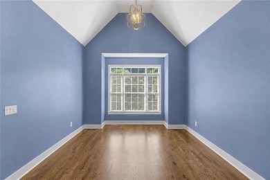 PRICED BELOW MARKET VALUE FOR EXCEPTIONAL VALUE ! Enjoy a - photo 15
