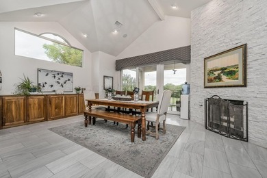 Nestled on the 13th hole, this exceptional golf course estate - photo 19