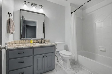 PRICED BELOW MARKET VALUE FOR EXCEPTIONAL VALUE ! Enjoy a - photo 22