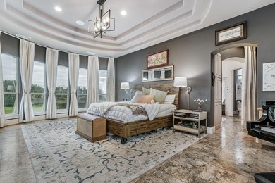 Nestled on the 13th hole, this exceptional golf course estate - photo 23