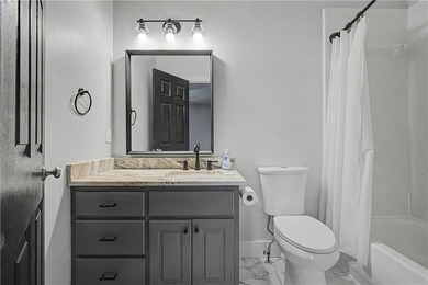 PRICED BELOW MARKET VALUE FOR EXCEPTIONAL VALUE ! Enjoy a - photo 23