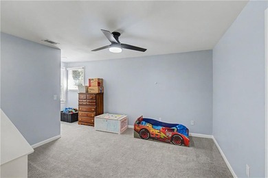 PRICED BELOW MARKET VALUE FOR EXCEPTIONAL VALUE ! Enjoy a - photo 24