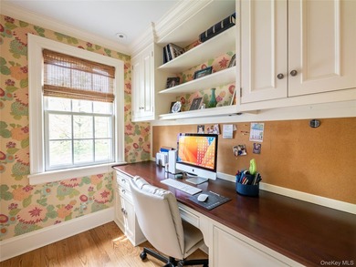 Quintessential Munsey Park - this stately, grand brick colonial - photo 28