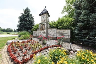 Nestled in the HEART of Lakes of the Four Seasons, this - photo 32