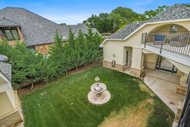 Nestled on the 13th hole, this exceptional golf course estate - photo 34