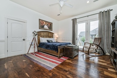 Nestled on the 13th hole, this exceptional golf course estate - photo 37