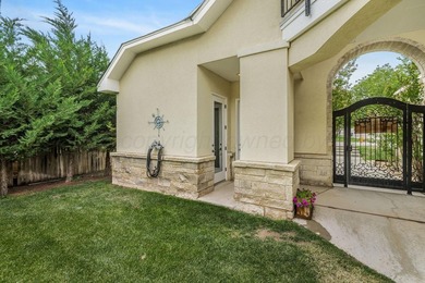 Nestled on the 13th hole, this exceptional golf course estate - photo 43