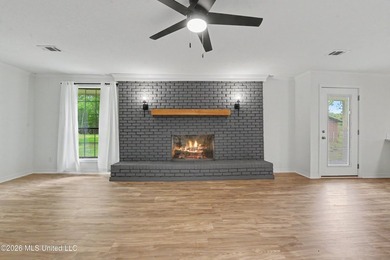 This beautifully remodeled 4- bedroom, 2 -bathroom home in the - photo 4