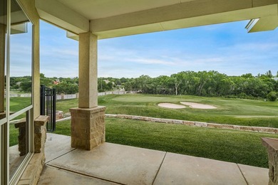 Nestled on the 13th hole, this exceptional golf course estate - photo 50