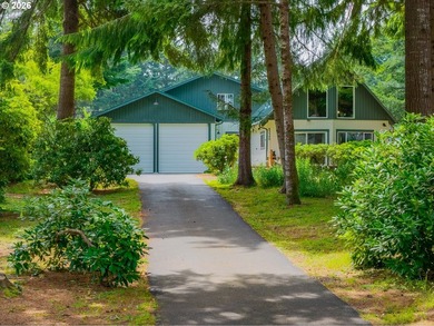 Welcome to 83340 Spruce Lane, a warm and inviting 1,252 SF - photo 3