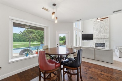 Perfectly positioned along the fairways of Bridlewood's - photo 13