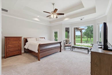 Perfectly positioned along the fairways of Bridlewood's - photo 14