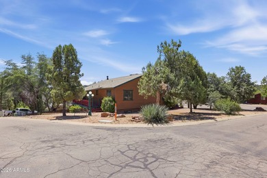 This corner-lot gem captures the perfect mountain-home look and - photo 5