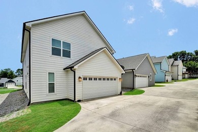Additional listing photo 4
