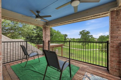 Perfectly positioned along the fairways of Bridlewood's - photo 26